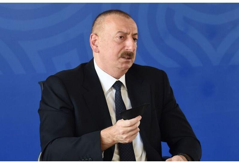 Президент Ильхам Алиев: Во всех закрытых местах я надеваю маску. Ну, хорошо, если Президент это делает, почему не могут делать другие?