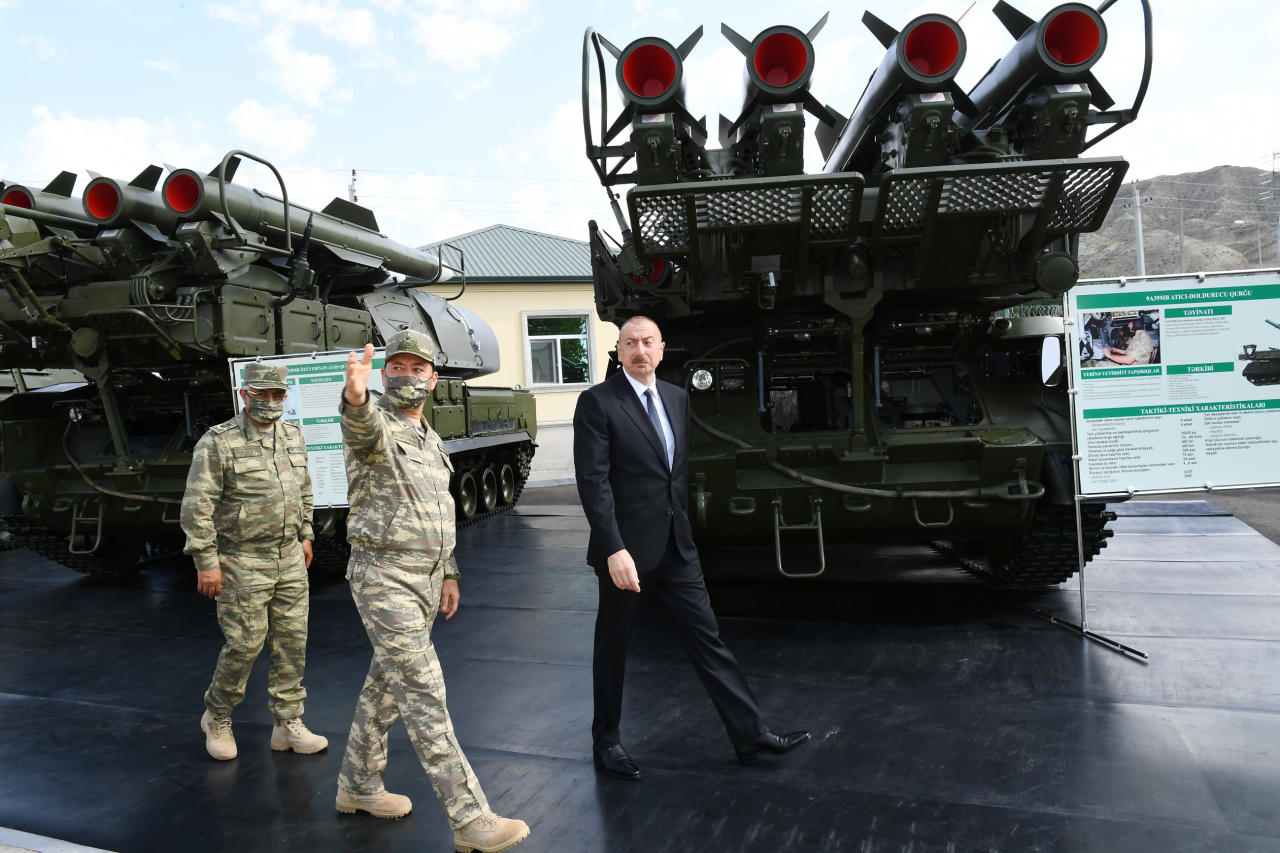 Президент Ильхам Алиев принял участие в открытии N-ской воинской части Министерства обороны