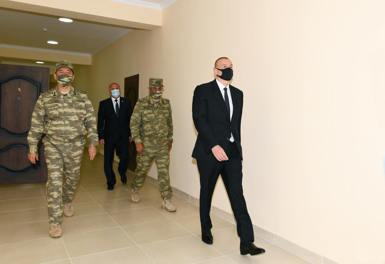 Президент Ильхам Алиев принял участие в открытии N-ской воинской части Министерства обороны