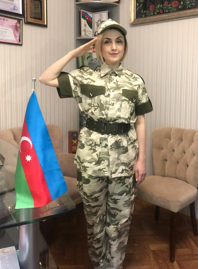 Азербайджанские звезды проводят флешмоб в соцсетях в честь Дня Вооруженных сил