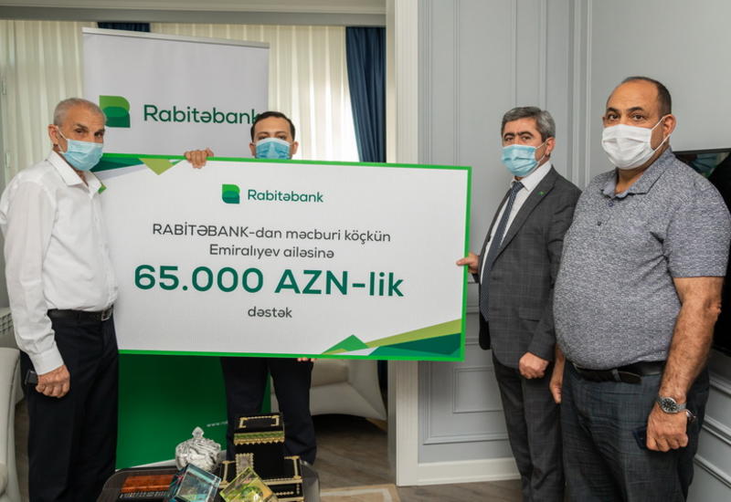 “Rabitəbank”dan məcburi köçkün ailəsinə 65.000 AZN yardım