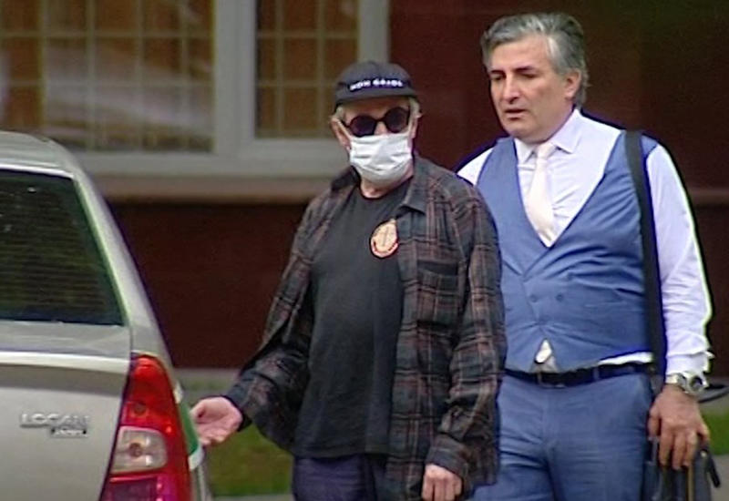 Адвокат Ефремова опроверг информацию о завершении расследования дела о ДТП