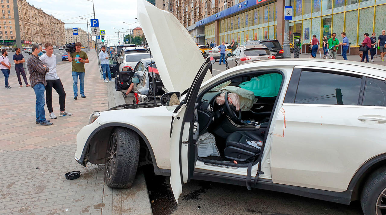 Иномарка протаранила шесть автомобилей в Москве