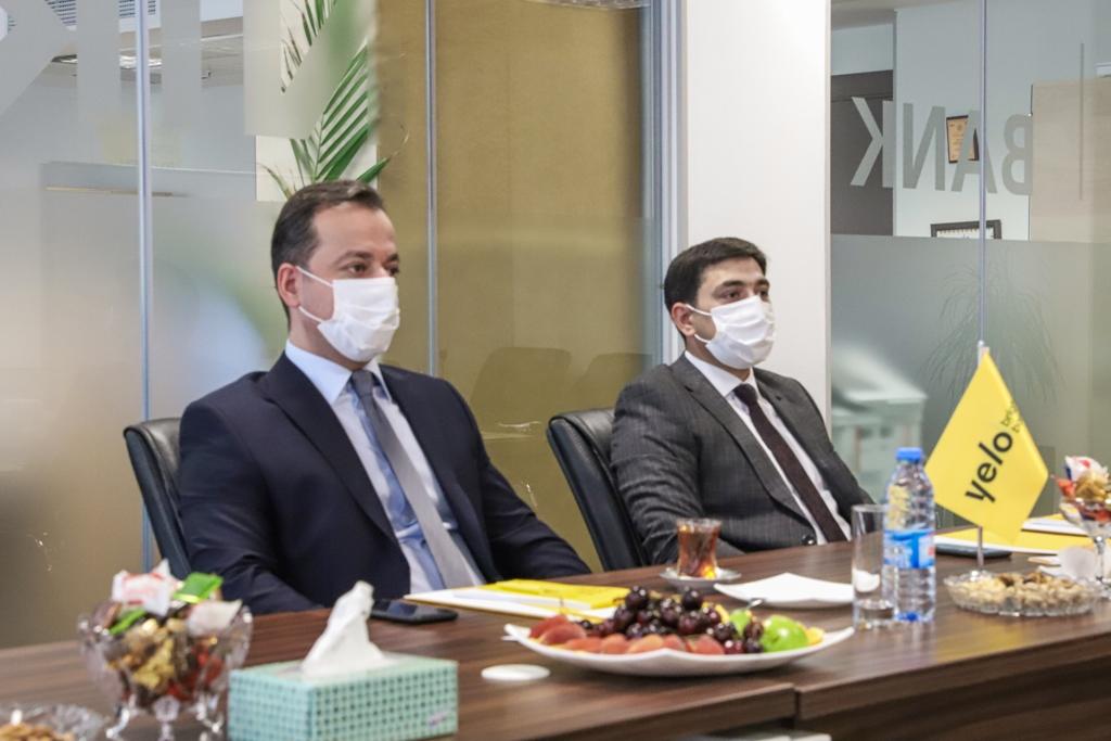 Yelo Bank окажет поддержку производителям и экспортерам граната (R)