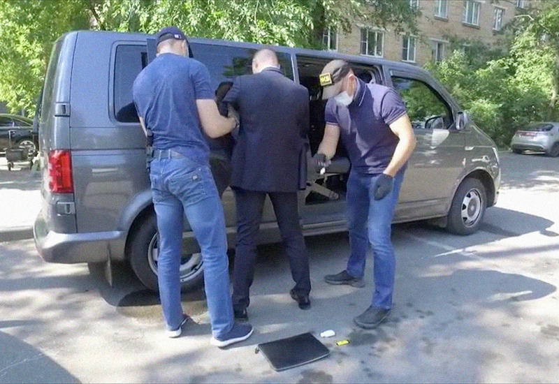 Кадры задержания Ивана Сафронова