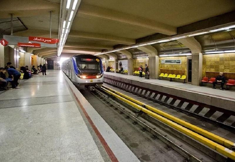В метро Тегерана столкнулись два поезда