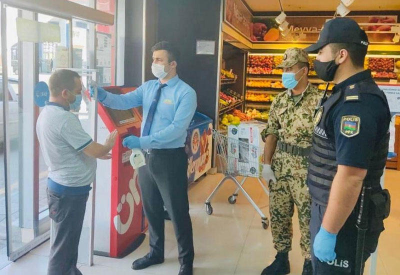 Массовые рейды полиции в Баку