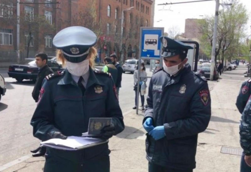 В Армении продлили чрезвычайное положение