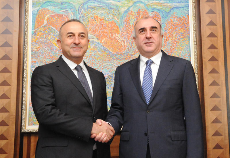 Elmar Məmmədyarov və Mövlud Çavuşoğlu arasında telefon danışığı olub