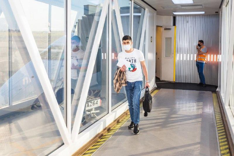 AZAL доставил из Будапешта на родину 48 граждан Азербайджана