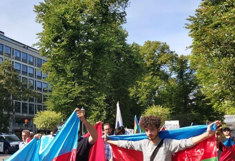 Скоординированная деятельность азербайджанской диаспоры поставила армянское лобби в тяжелое положение