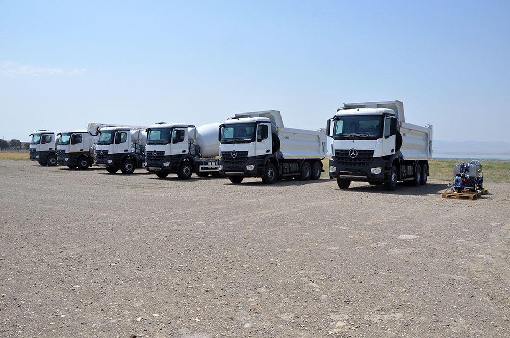 Yeni müasir texnikaların növbəti hissəsi Əlahiddə Ümumqoşun Orduya təhvil verilib