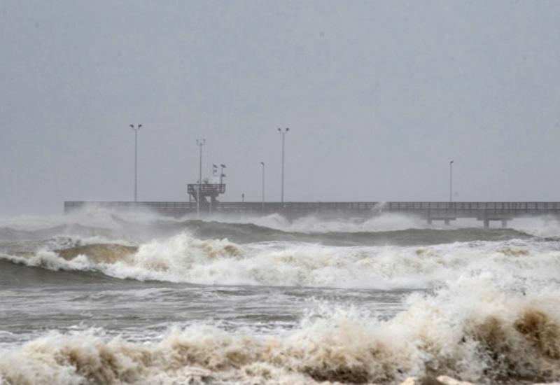 Ураган Ханна обрушился на Техас