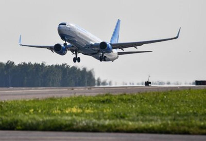 Российский самолет прервал полет из-за закурившего пассажира