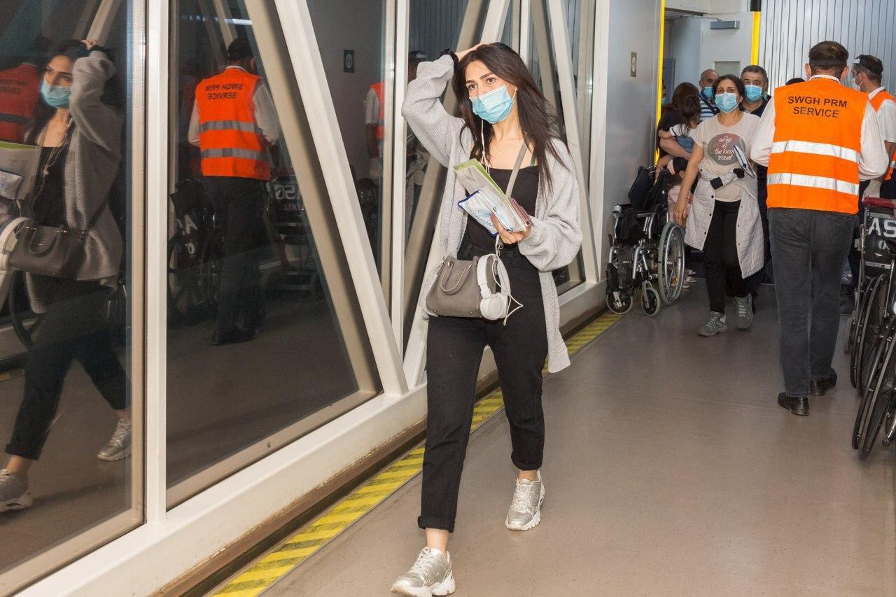 AZAL вернул из Москвы в Баку еще 201 гражданина Азербайджана