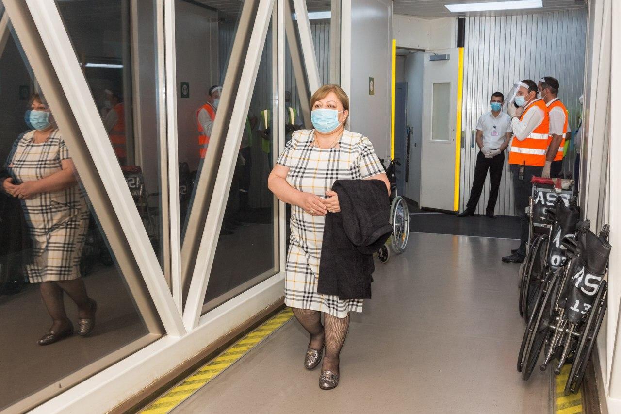 AZAL вернул из Москвы в Баку еще 201 гражданина Азербайджана