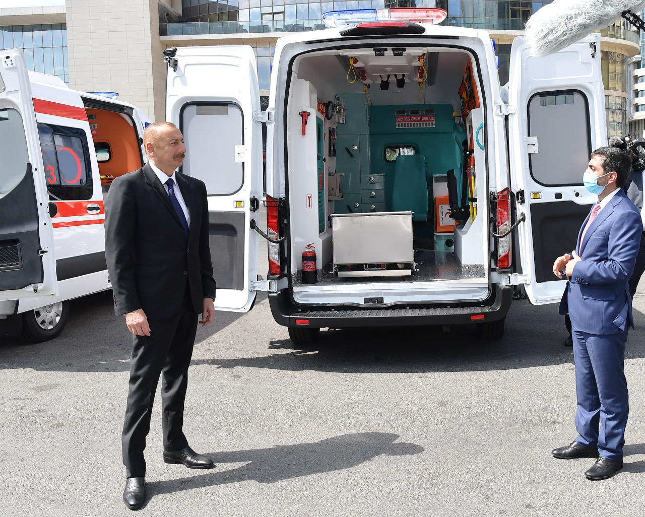 По поручению Президента Ильхама Алиева в Азербайджан доставлены новые автомобили скорой помощи