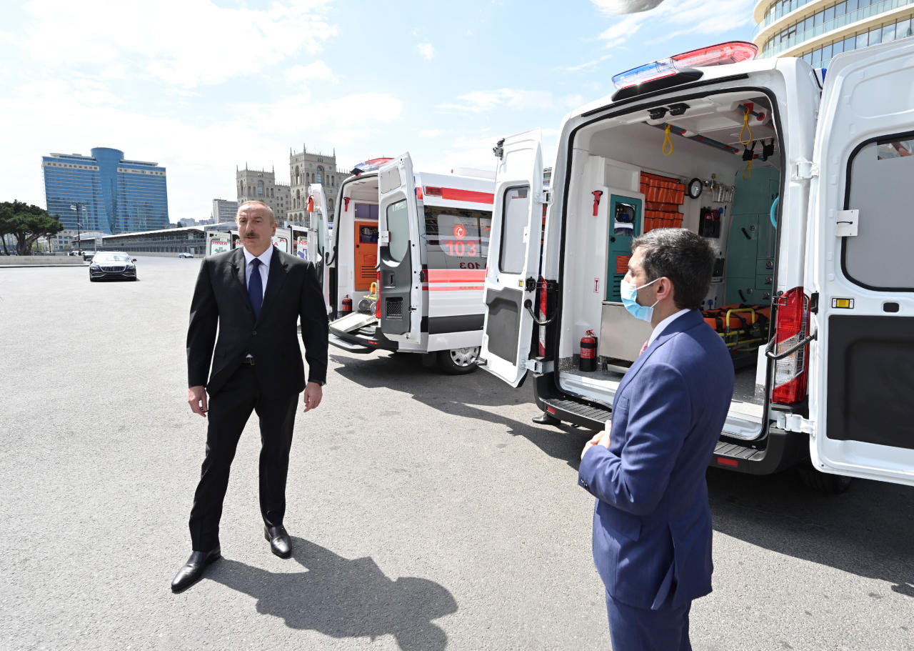 По поручению Президента Ильхама Алиева в Азербайджан доставлены новые автомобили скорой помощи