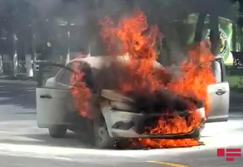 В Гёйгёле сгорел автомобиль