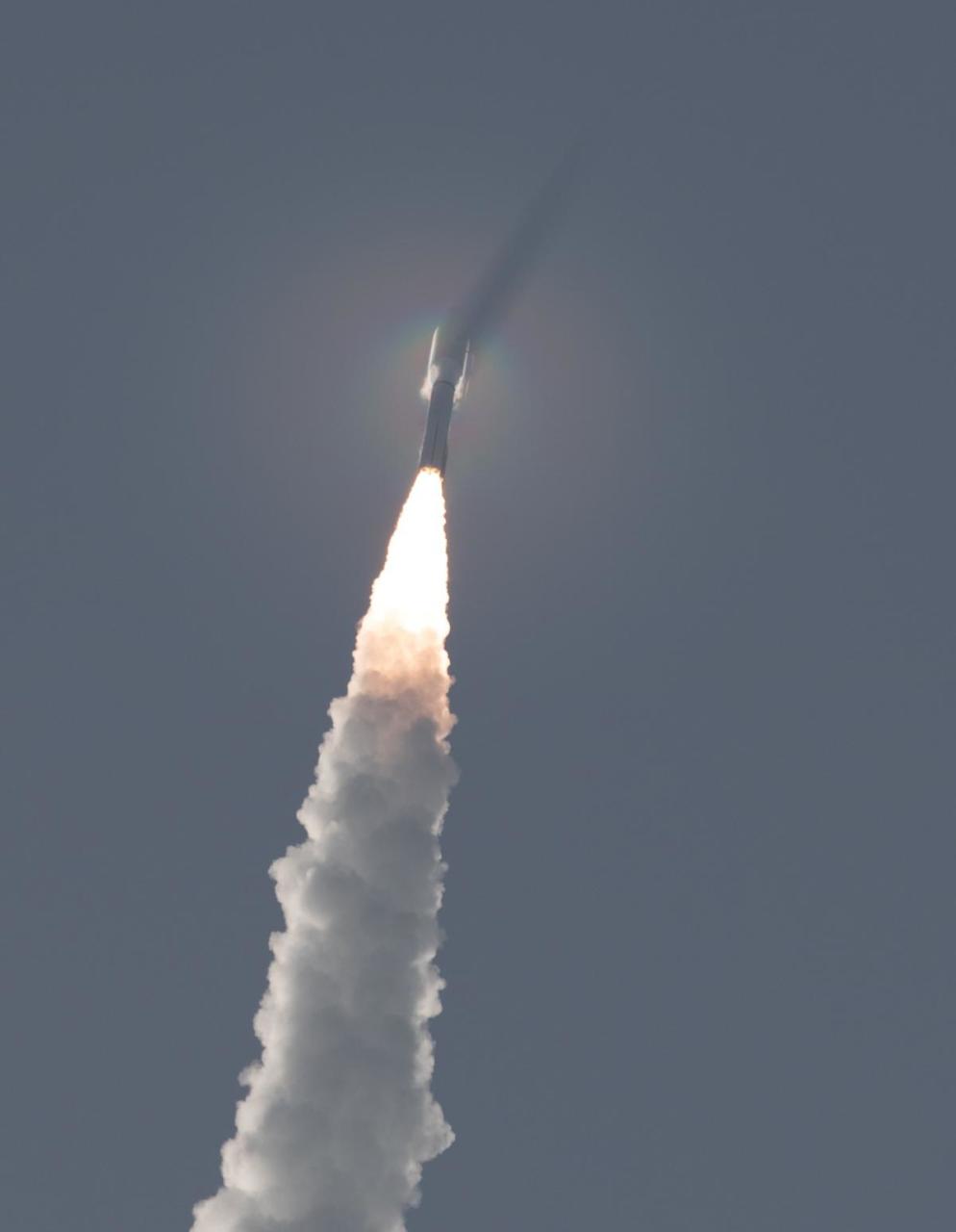 NASA успешно запустило ракету с марсоходом