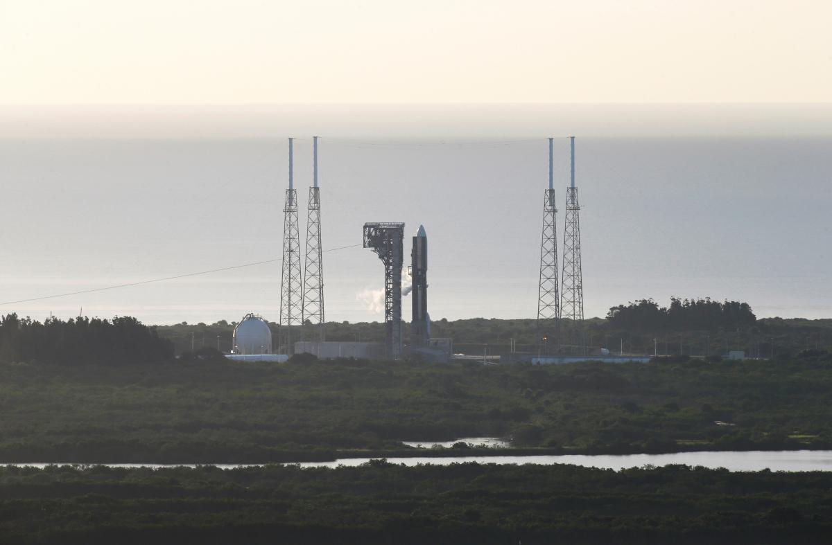 NASA успешно запустило ракету с марсоходом