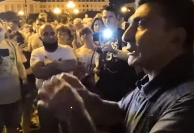 Армяне на митингах в Хабаровске критикуют Путина