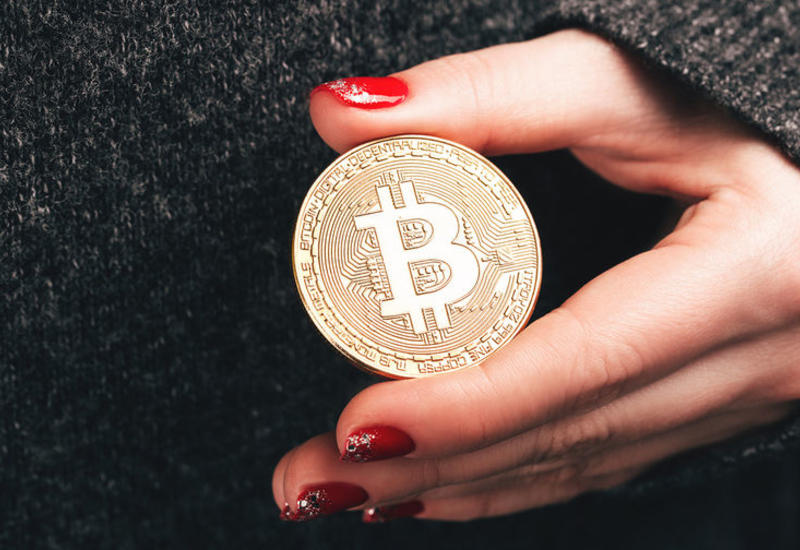 Стоимость биткоина впервые с августа 2019 года взлетела до $12 тысяч