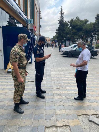 В Баку оштрафованы лица за отсутствие маски и несоблюдение социальной дистанции
