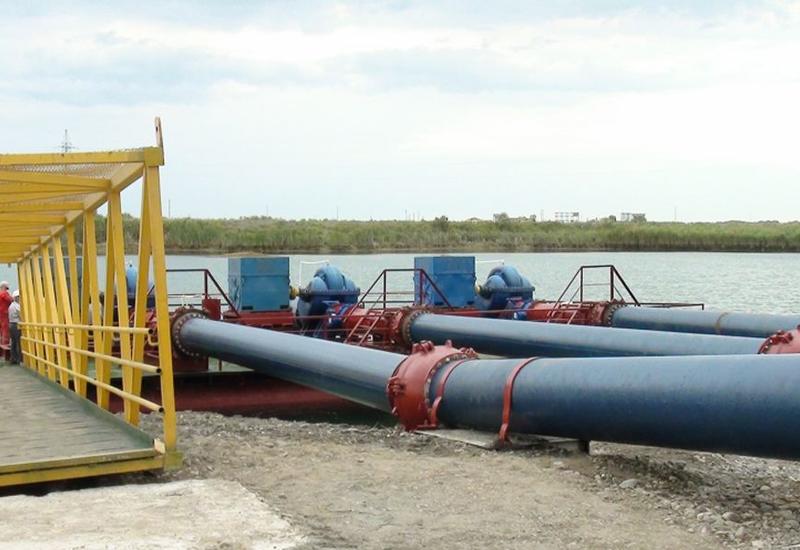 Начата перекачка воды из озер в Имишли в канал Баш Муган