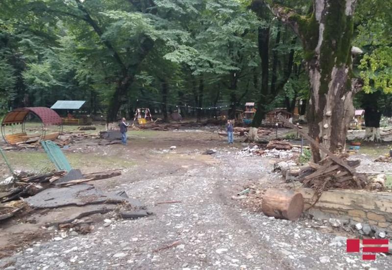 Сель затопил дорогу Исмаиллы-Габала