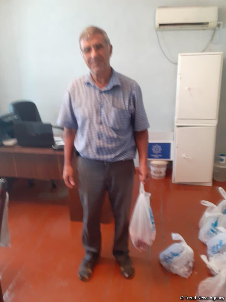 Deputat Sevil Mikayılovanın təşəbbüsü ilə Xudat sakinlərinə Qurban sovqatları paylanılıb