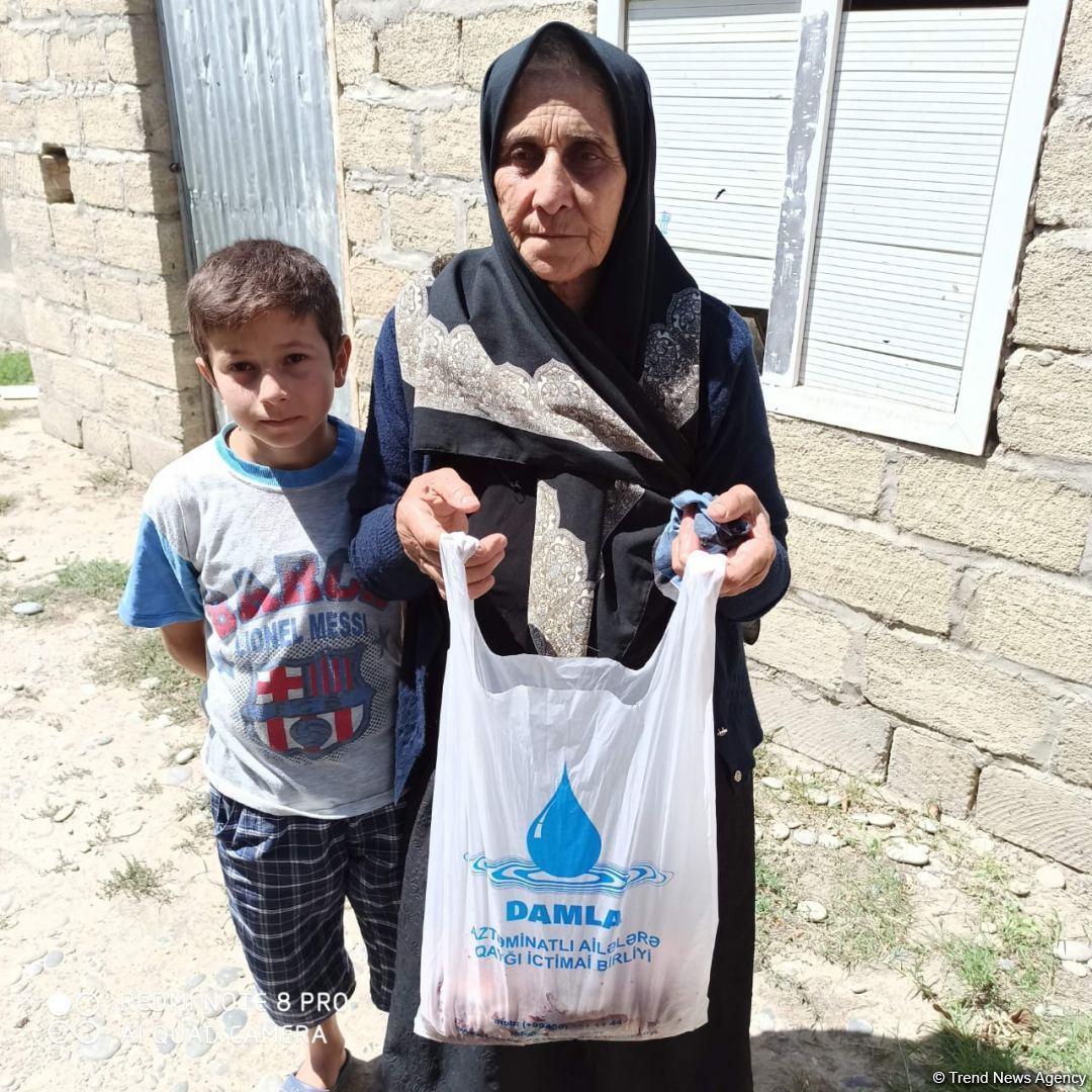 Deputat Sevil Mikayılovanın təşəbbüsü ilə Xudat sakinlərinə Qurban sovqatları paylanılıb