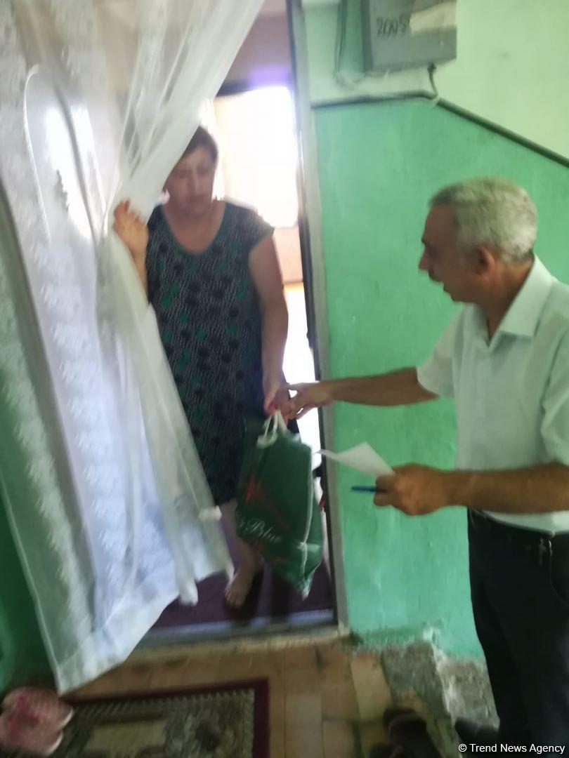 Deputat Sevil Mikayılovanın təşəbbüsü ilə Xudat sakinlərinə Qurban sovqatları paylanılıb