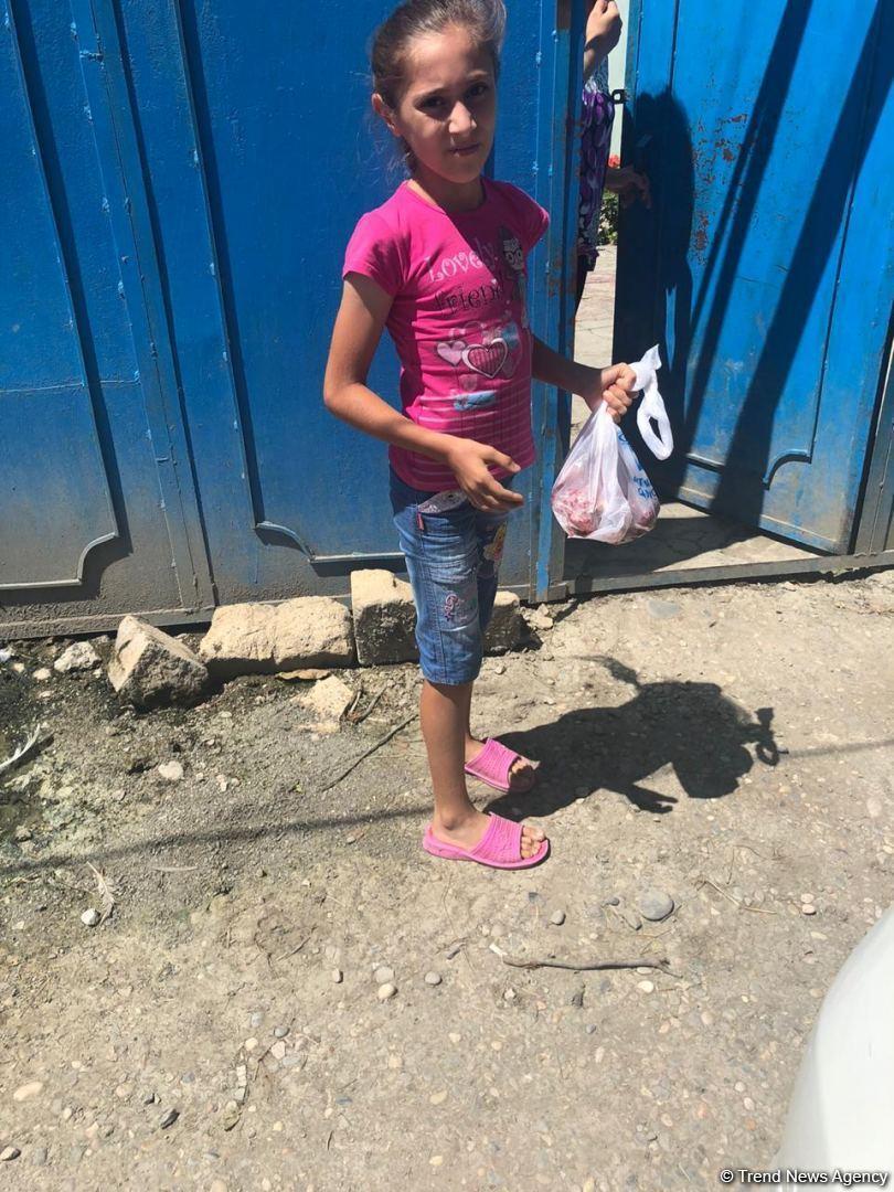 Deputat Sevil Mikayılovanın təşəbbüsü ilə Xudat sakinlərinə Qurban sovqatları paylanılıb