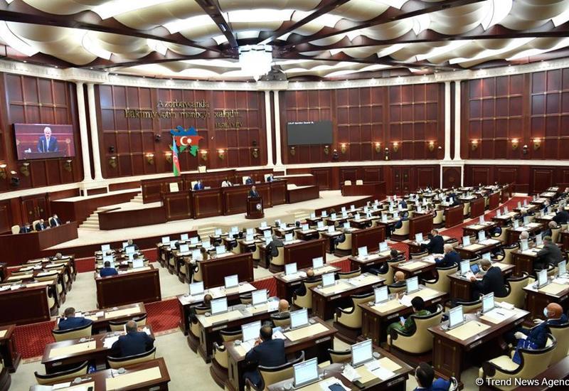 Обнародована повестка очередного заседания парламента Азербайджана
