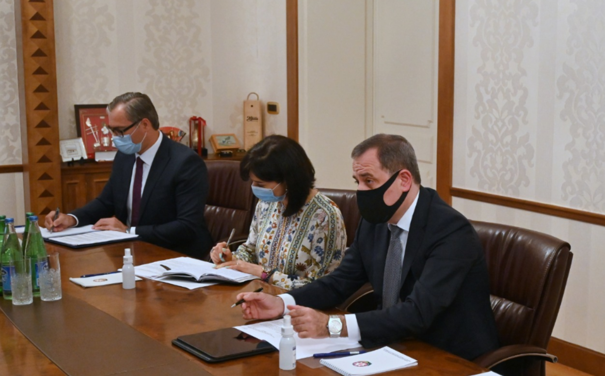 Глава МИД Азербайджана встретился с представителем ЕС