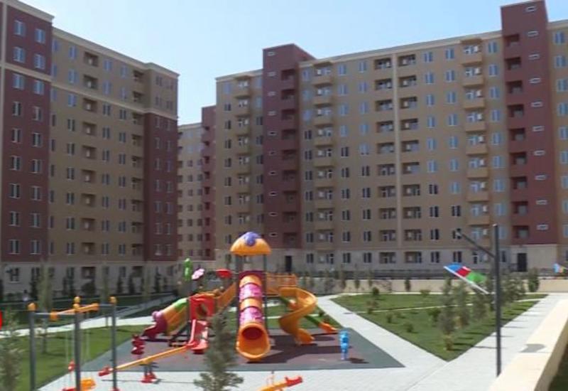 В Азербайджане завершается заселение вынужденных переселенцев в новый жилищный комплекс