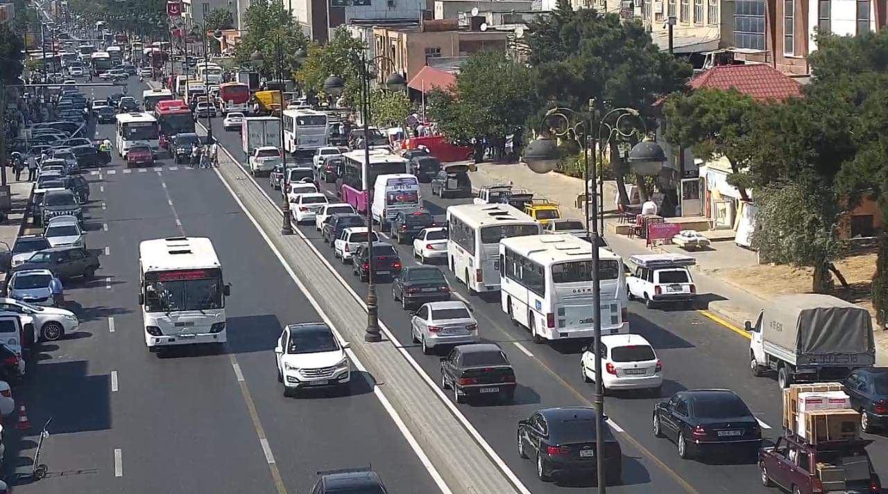 БТА о плотности движения в Баку