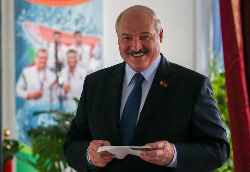 Александр Лукашенко проголосовал на выборах президента Беларуси