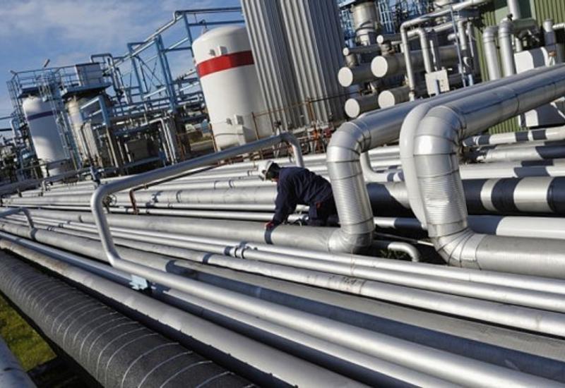 На нефтеперерабатывающие заводы Украины перевезено 11,3 тыс. тонн азербайджанской нефти