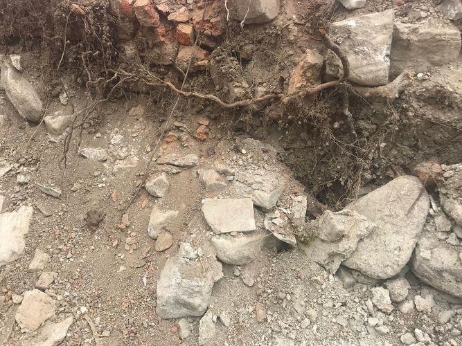 В Исмаиллы найдены древние исторические памятники и образцы искусства