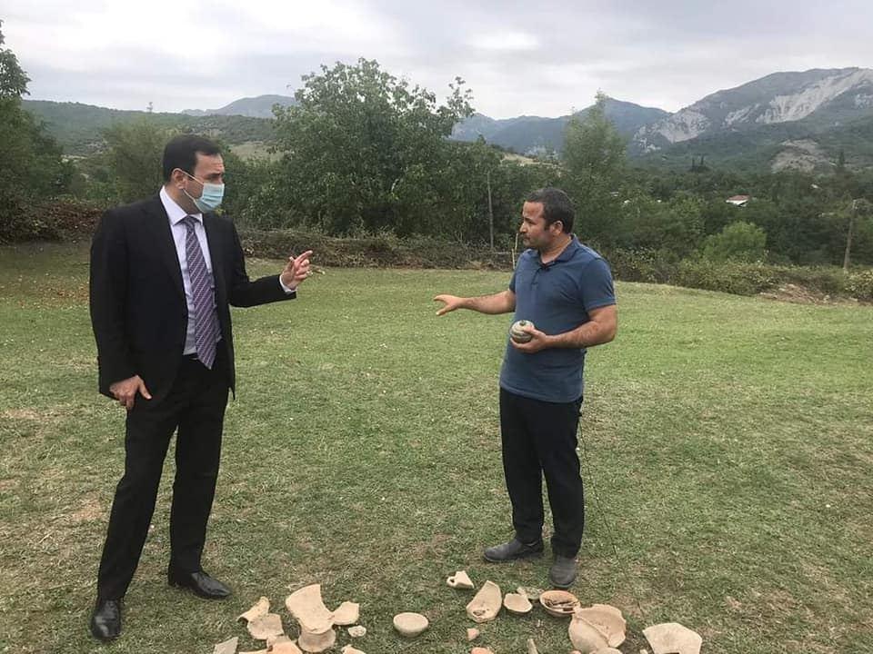 В Исмаиллы найдены древние исторические памятники и образцы искусства