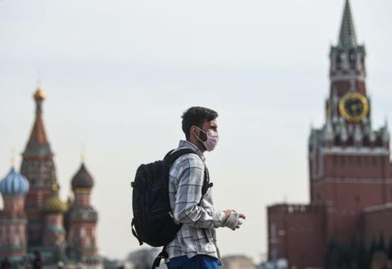 Инфекционист спрогнозировал ослабление коронавируса в России осенью