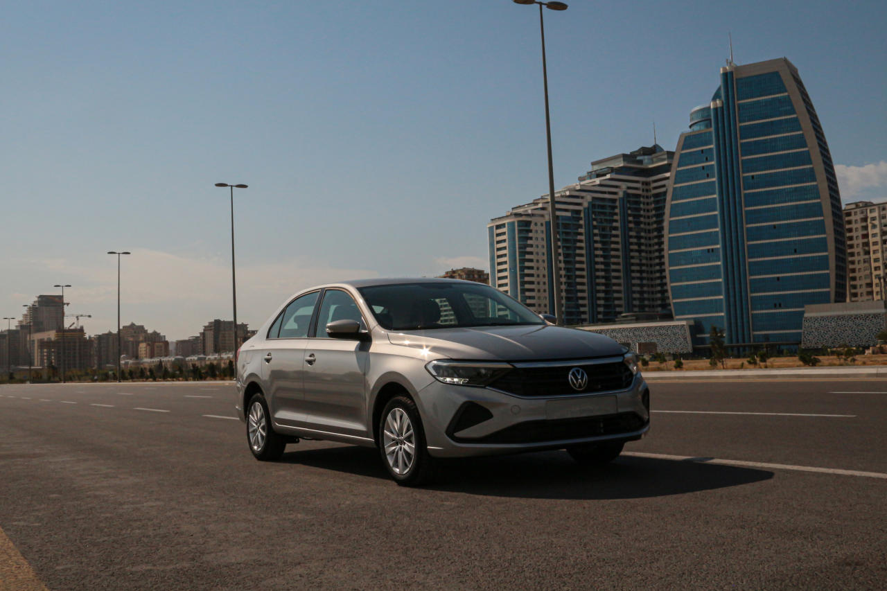 Новая модель Volkswagen Polo уже в Баку в новом автосалоне