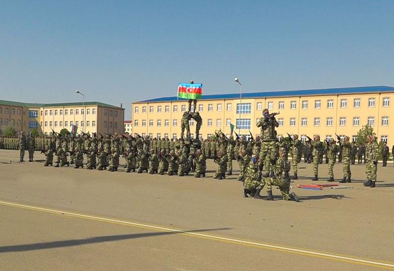 Молодые солдаты, завершившие спецподготовку в Отдельной общевойсковой армии, отправлены в боевые соединения и части
