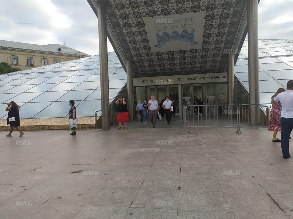 Бакинское метро после возобновления работы