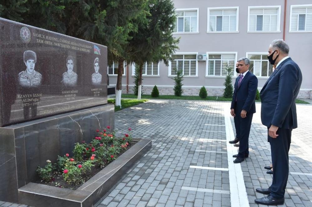 Фондом Гейдара Алиева сдаются в эксплуатацию 62 учебных заведения. В Гяндже, Самухе и Уджаре состоялось открытие построенных и реконструированных учебных заведений