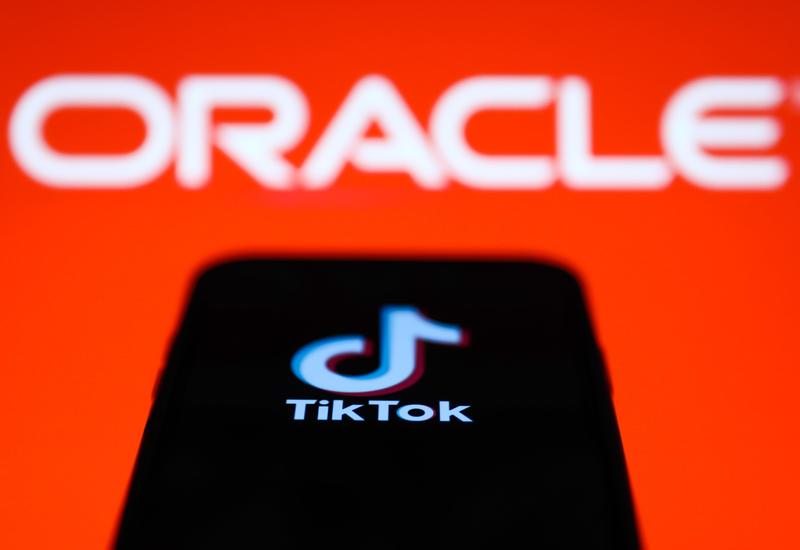 TikTok не уйдёт из США: Трамп одобрил сделку с Oracle и Walmart
