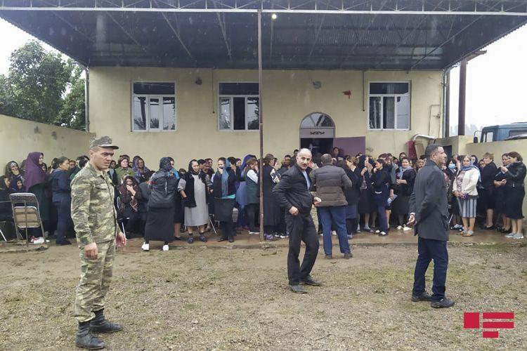 В Товузе проходит церемония прощания с азербайджанским шехидом