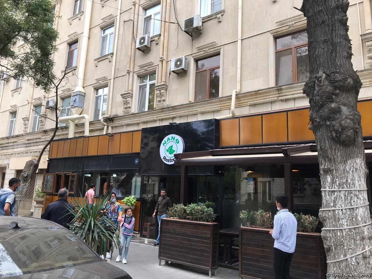 Пожар в ресторане в центре Баку
